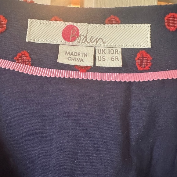 BODEN FLOSSIE EMBROIDERED MIDI DRESS - NAVY RED SPOT PINK - Picture 5 of 8